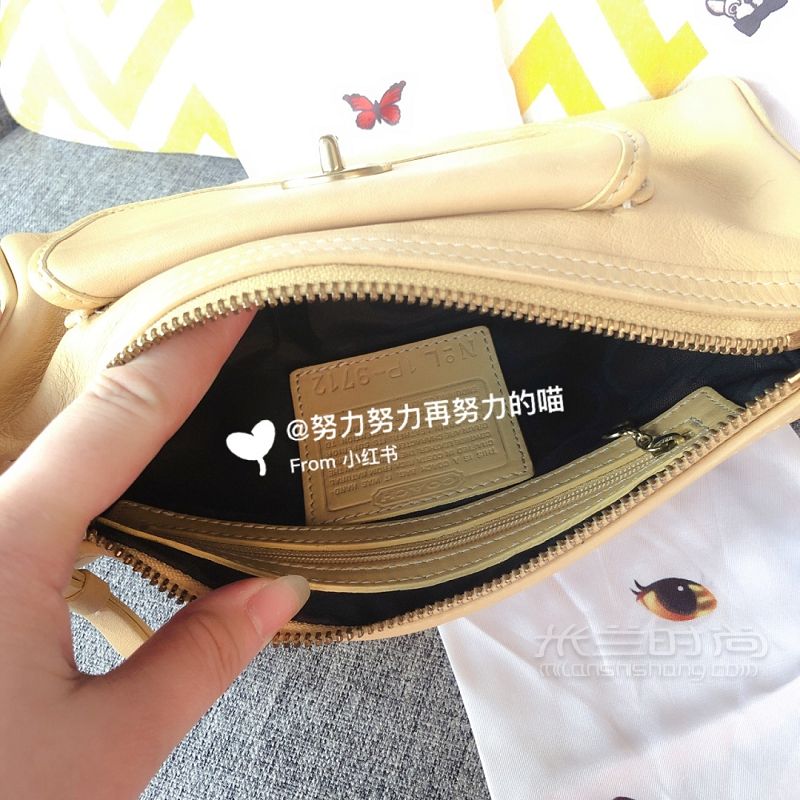 一只奶油黃- old coach小可愛枕頭腋下包_8
