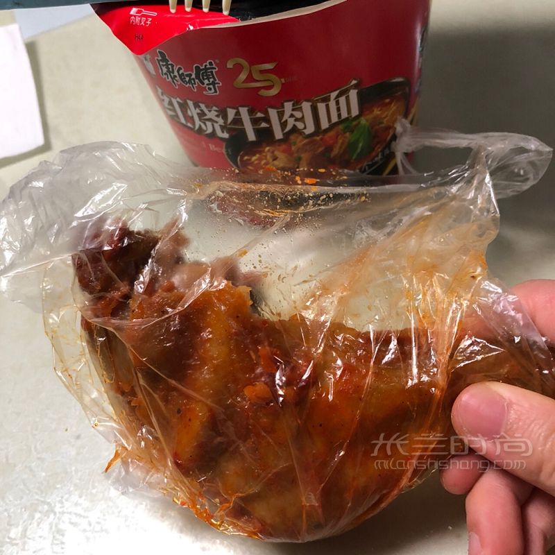 古馳 GUCCI 女士酒神單肩包鏈條包斜挎包 分享一只貧民窟女孩的買包經(jīng)歷_6