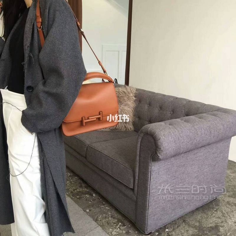 Tods托德斯翻蓋手提斜挎包 斜挎包_1
