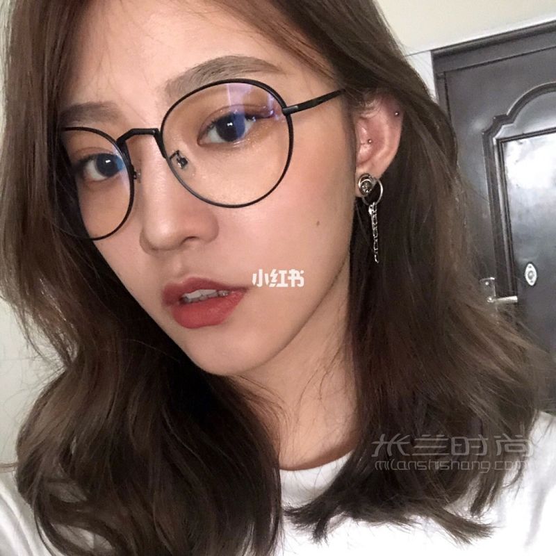 好久不見(jiàn)這次來(lái)介紹我的眼鏡 我有近視 但是因?yàn)槎葦?shù)差的多_3