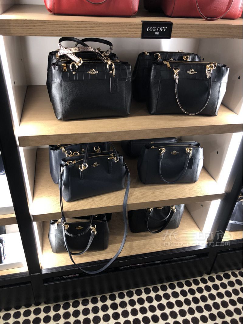 香港東薈城outlet攻略 香港購物心得-蔻馳怎么樣_4