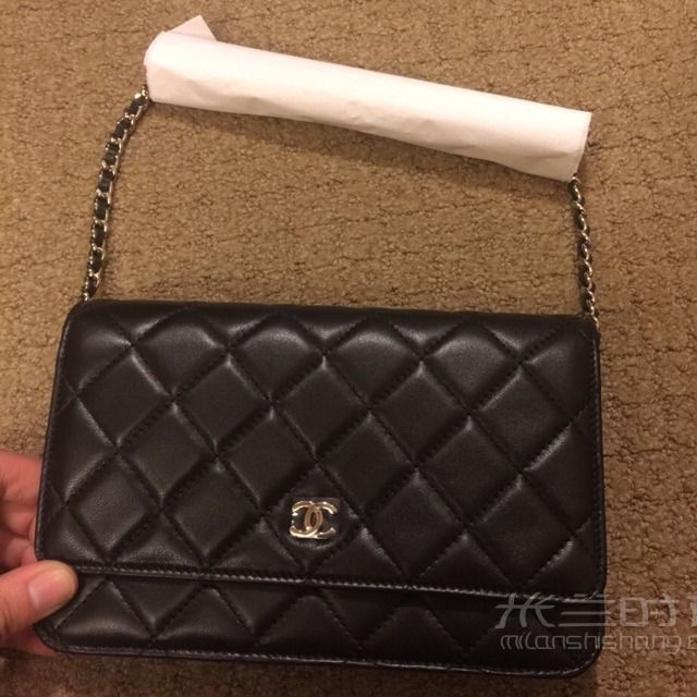 一直心心念念想著買香奈兒的包_2
