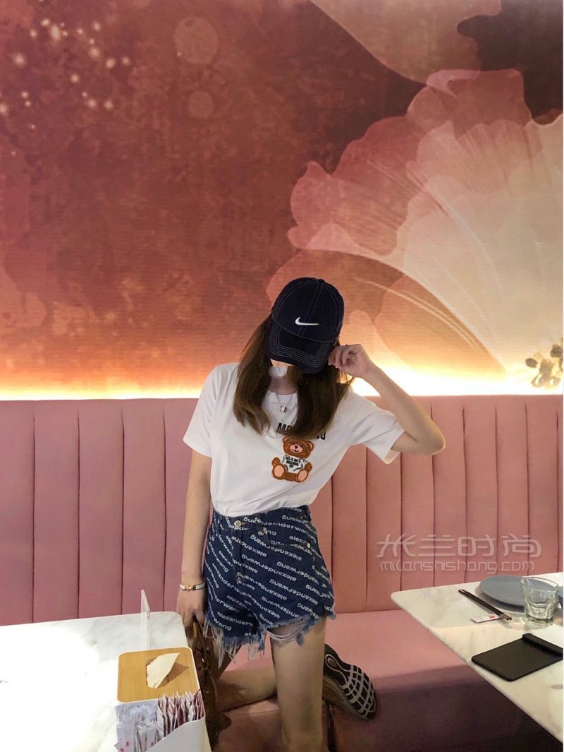莫斯奇諾小熊t搭大王短褲神仙搭配_2