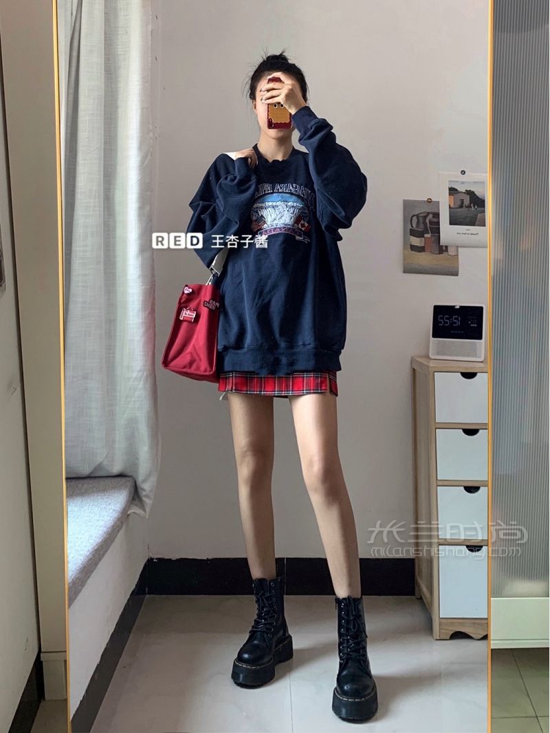 穿搭Brandy Melville熱門衛(wèi)衣合集-brandy melville怎么樣_2