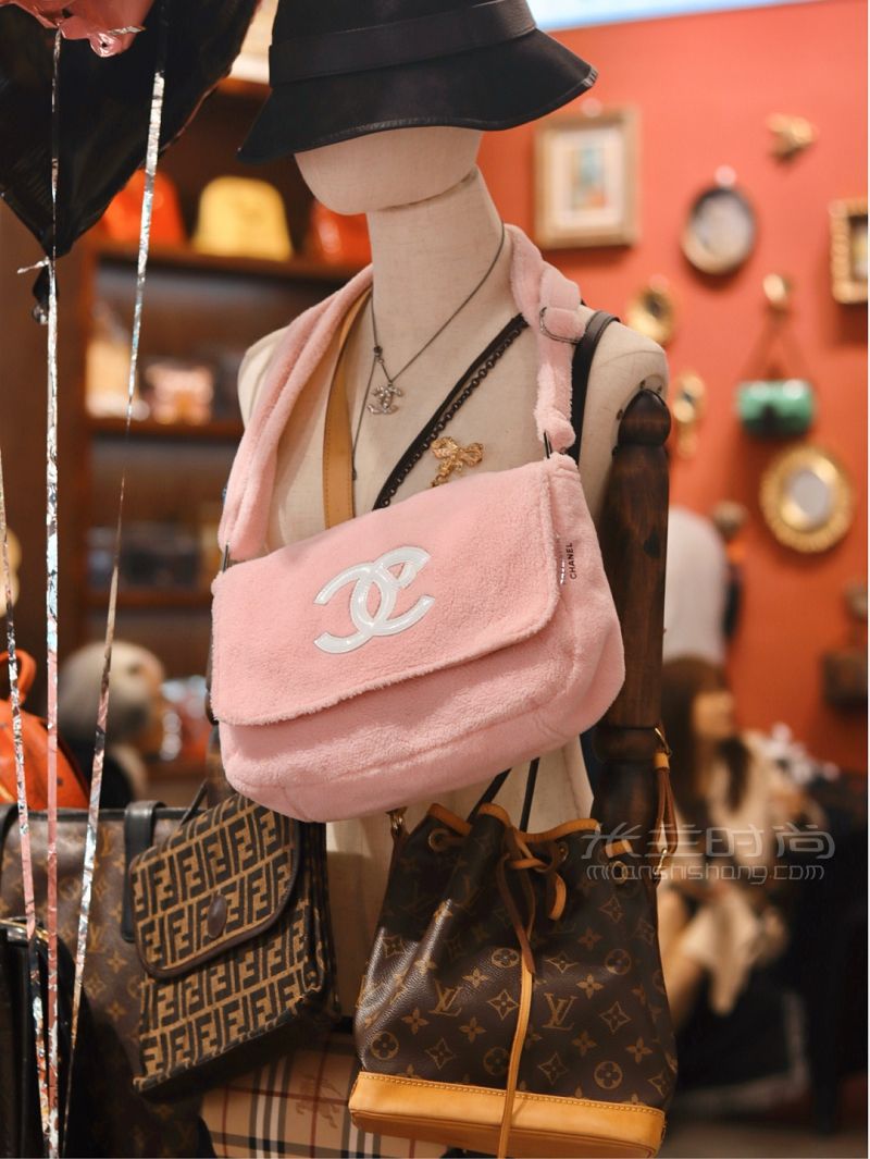 重慶最潮中古店千元擁有煎妮同款香奈兒 旅游攻略_7