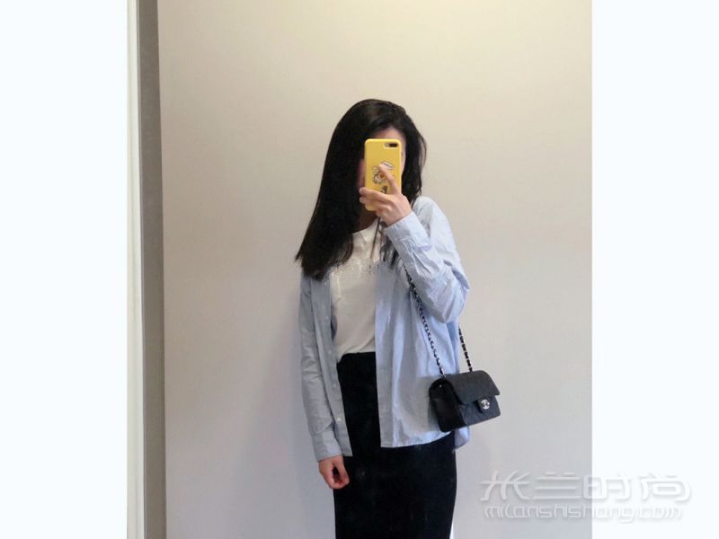 Chanel CF Mini 和chanel 2.55 Mini對(duì)比圖 上身圖_4