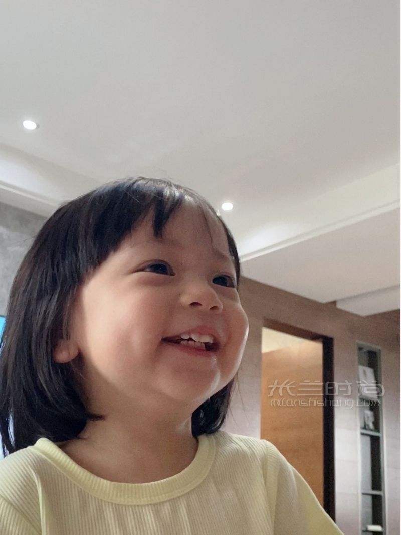 看看我女兒超治愈der九圖笑臉包-戲精寶寶的瞬間_8