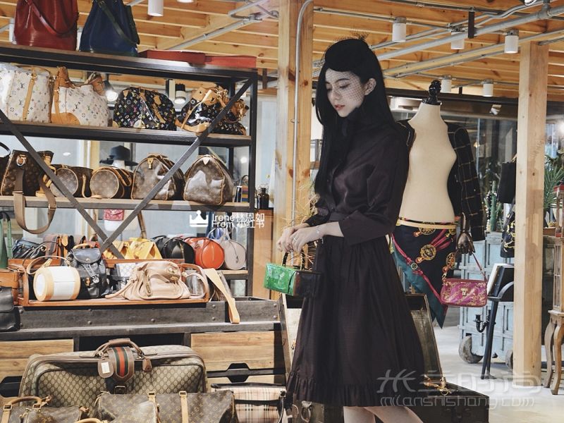 魔都最美Vintage中古店 學(xué)生黨也買得起中古店_3