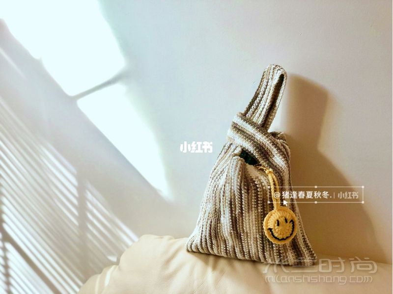 鉤針編織日式手挽包小小教程 笑臉掛飾_8
