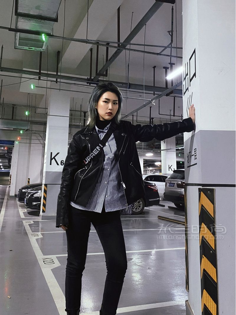酷帥機車風(fēng) 優(yōu)衣庫J系列皮衣機車_1
