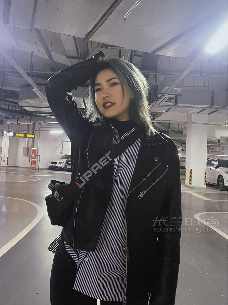 酷帥機車風(fēng) 優(yōu)衣庫J系列皮衣機車_2