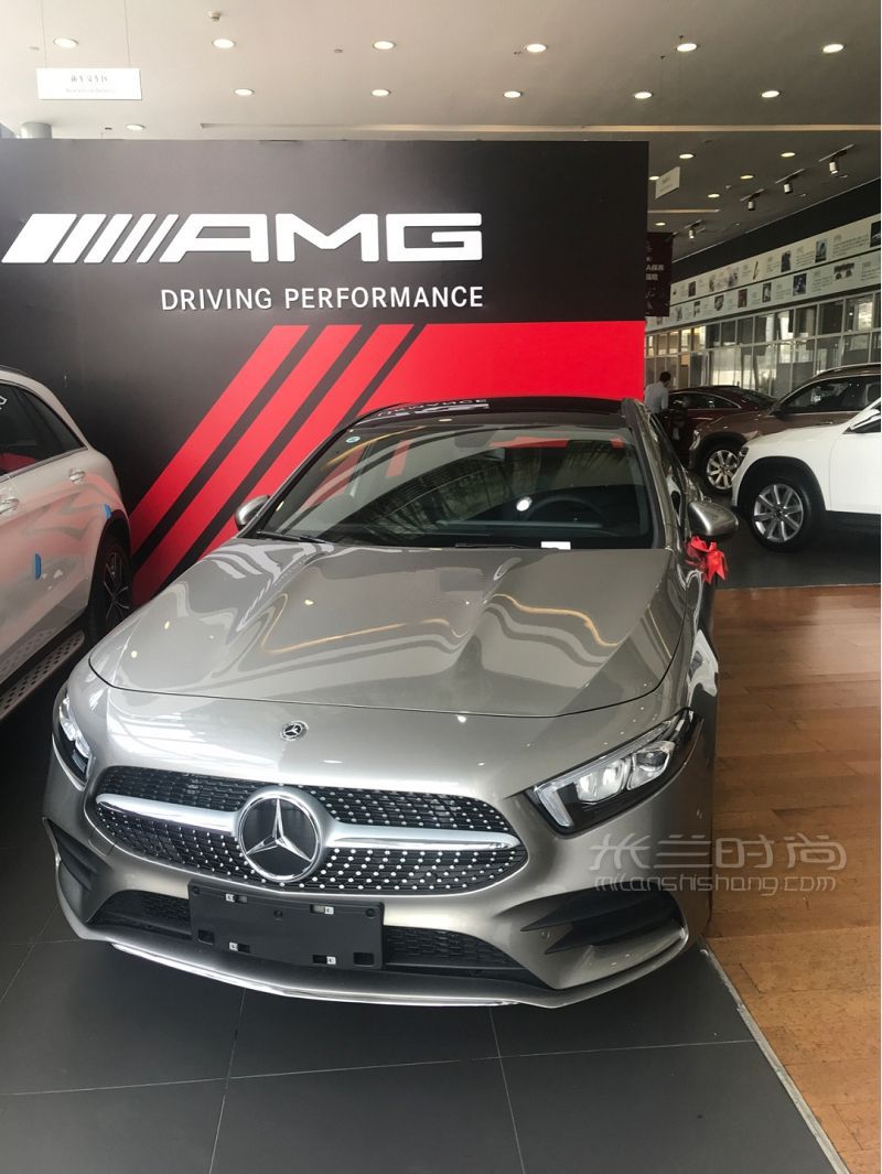 奔馳A200l皓沙銀提車?yán)?行車記錄_1