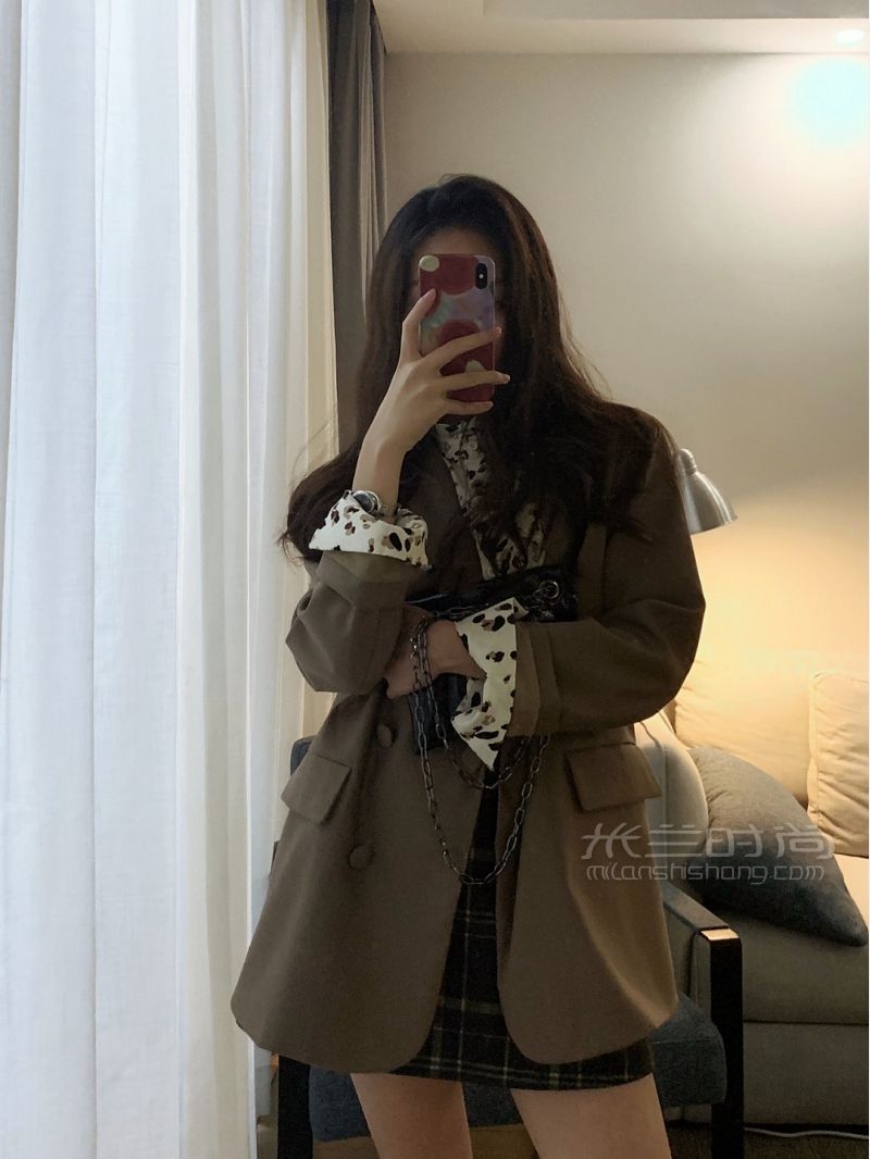 西裝搭配 秋冬萬能搭配咖色西裝真香_3