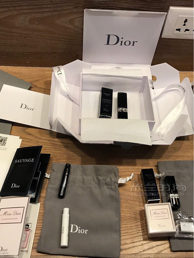 Dior官網(wǎng)購買贈品 Dior官網(wǎng)2020年活動_3