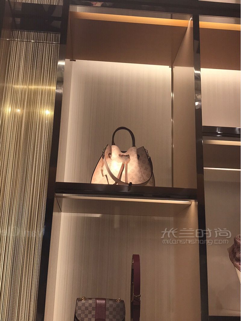 記錄一下人生第一款lv包包【型號(hào)M54353 hina】_6