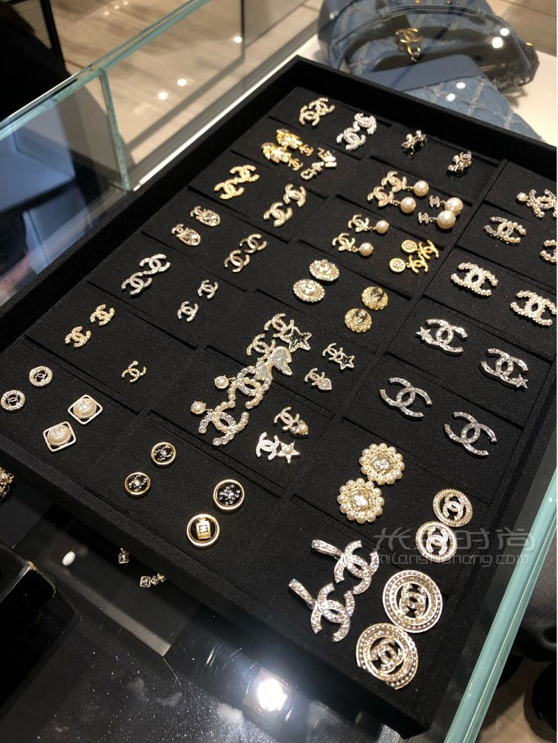 不想再買chanel滿鉆款耳釘_6