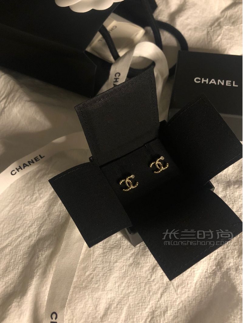 不想再買chanel滿鉆款耳釘_2