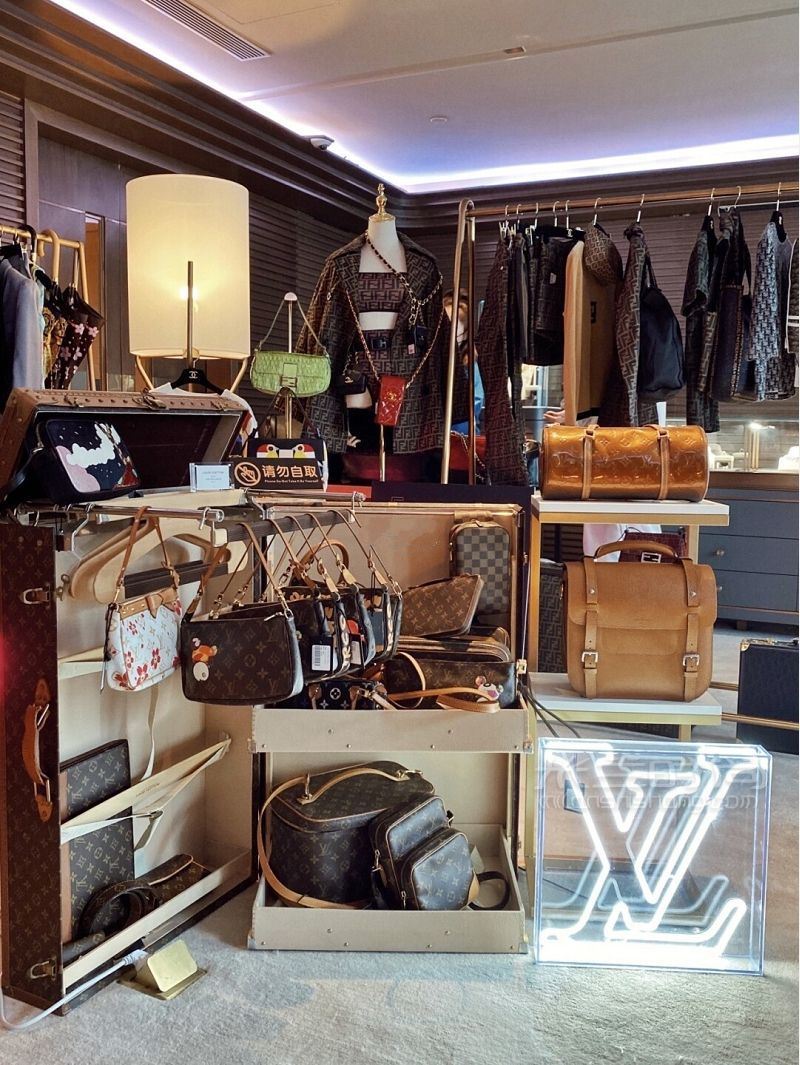 廣州K11新進中古店LV包包3k就能拿下_3