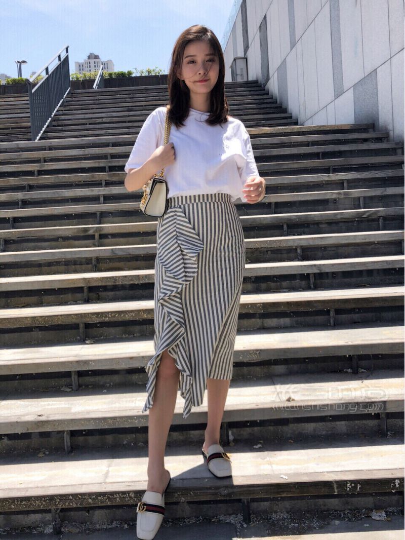 夏日穿搭超愛的T恤 HiDou女裝品牌店_6