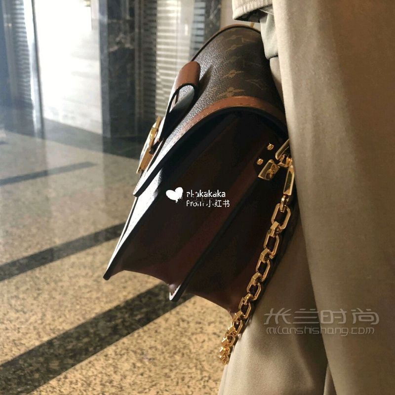 lv達(dá)芙妮郵差包好不好看 路易威登怎么樣_6