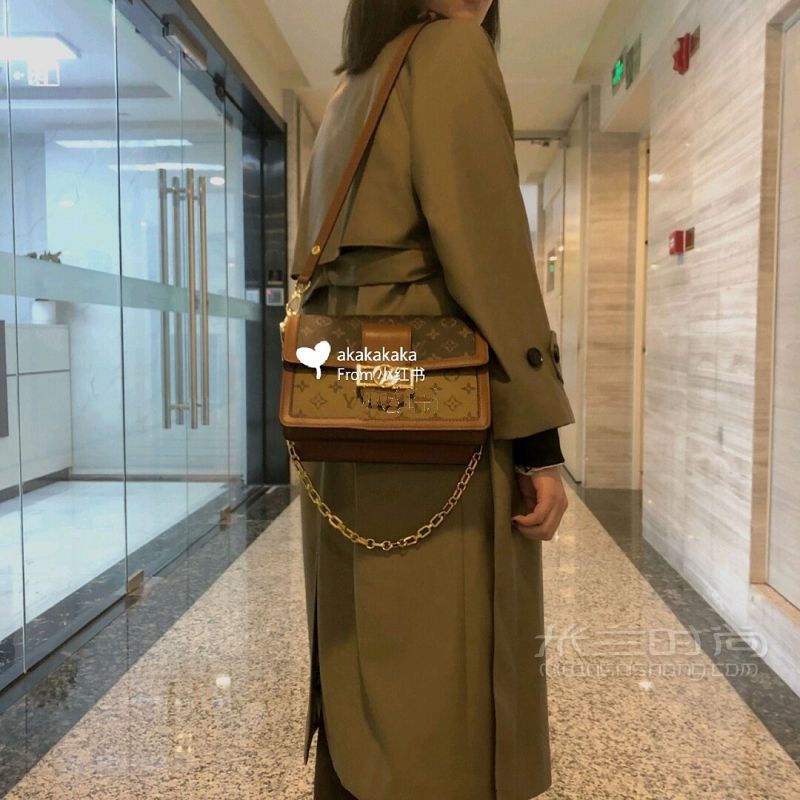 lv達(dá)芙妮郵差包好不好看 路易威登怎么樣_5