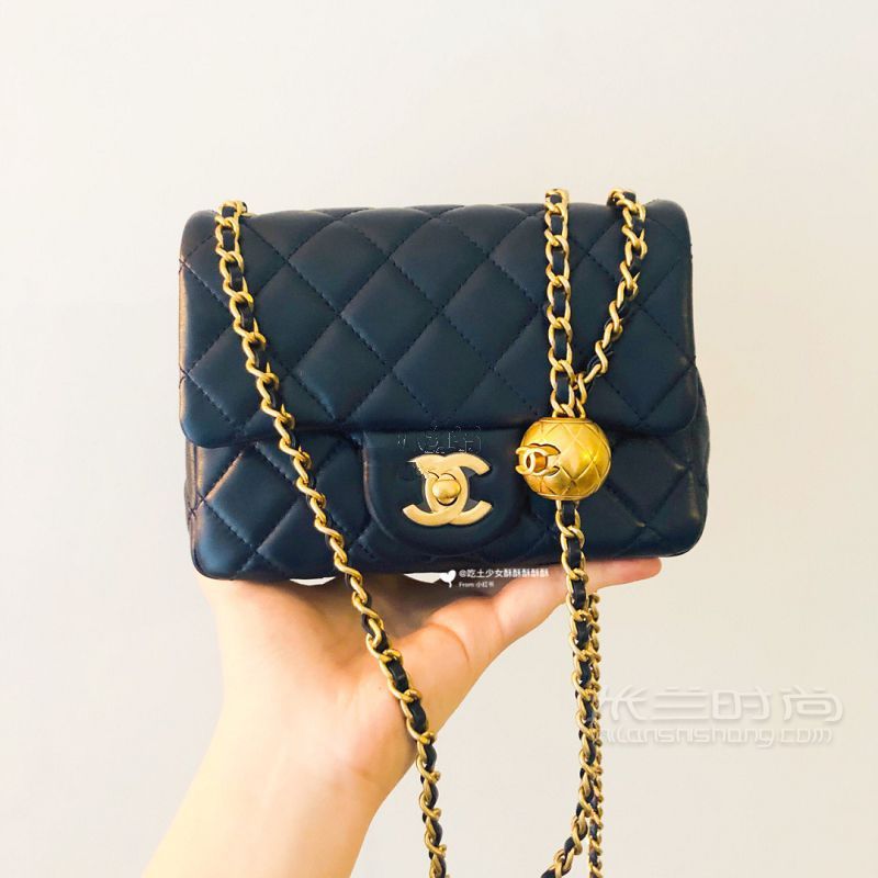 Chanel2020春夏新款金屬球包 包包肩帶 波士頓自由行_2