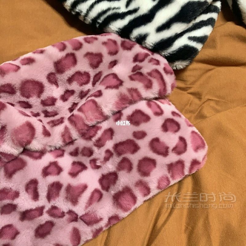 糾結這個小粉豹紋包到底留不留？？_5