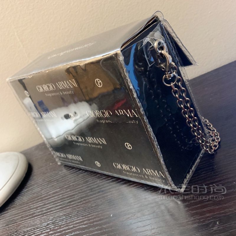 “Armani阿瑪尼包”紙袋 快遞盒改造_7