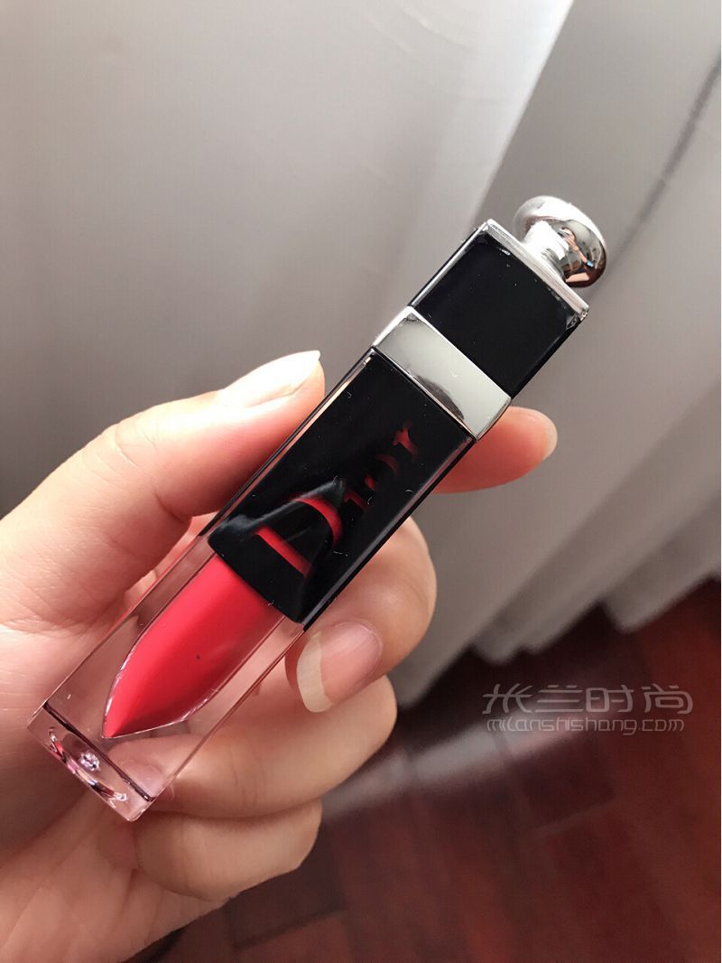 Dior新款唇釉addict lacquer plump色號868_8